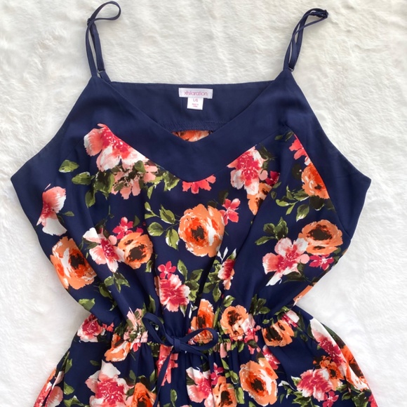 NWOT Target Sleeveless Floral Romper Size Large - Picture 5 of 16